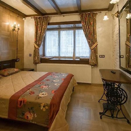 Vidfort Братів Рогатинців Leópolis Exterior foto